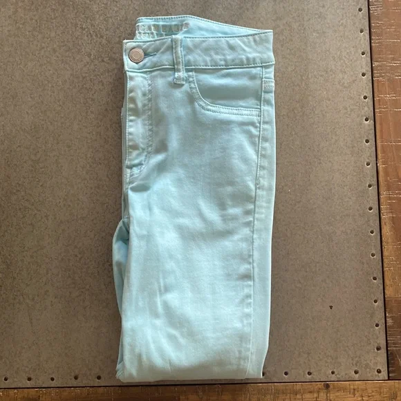 Light blue stretchy jeans - Picture 2 of 7